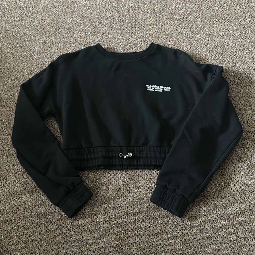 Maniere De Voir Black Cropped Sweatshirt